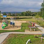 Jest takie miejsce w Nowym Sączu. Rozwojowe osiedle z wolnymi terenami pod budownictwo [WIDEO, ZDJĘCIA]