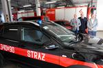 Ale samochód! Taki prezent pod choinkę dostali od starosty sądeccy strażacy [ZDJĘCA]