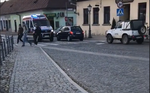 Omal nie zginęli pod kołami pędzącej na sygnale karetki pogotowia