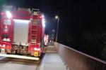 Chwile grozy na moście w Nowym Sączu. Zdesperowany mężczyzna chciał skoczyć