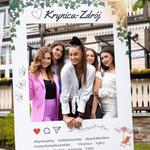 Kandydatki do korony i tytułu najpiękniejszej Polki 2024 kręcą swoje wizytówki. Spotkasz je w Krynicy i Muszynie