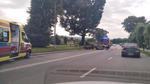 Groźny wypadek na Bulwarze Narwiku w Nowym Sączu. Motocyklista trafił do szpitala