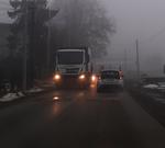 Mgła na drodze - zachowaj ostrożność