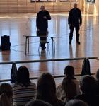 Warto zostać policjantem - spotkanie z uczniami w Krynicy-Zdroju