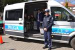 Podczas dnia otwartego szkoły w Marcinkowicach sądeccy policjanci opowiedzieli o specyfice swojego zawodu