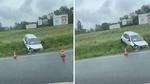 Poranny wypadek w Biczycach Dolnych. Samochód wypadł z drogi