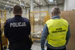 "Węzeł" - wspólna realizacja małopolskich policjantów i KAS przeciwko nielegalnym przesyłkom